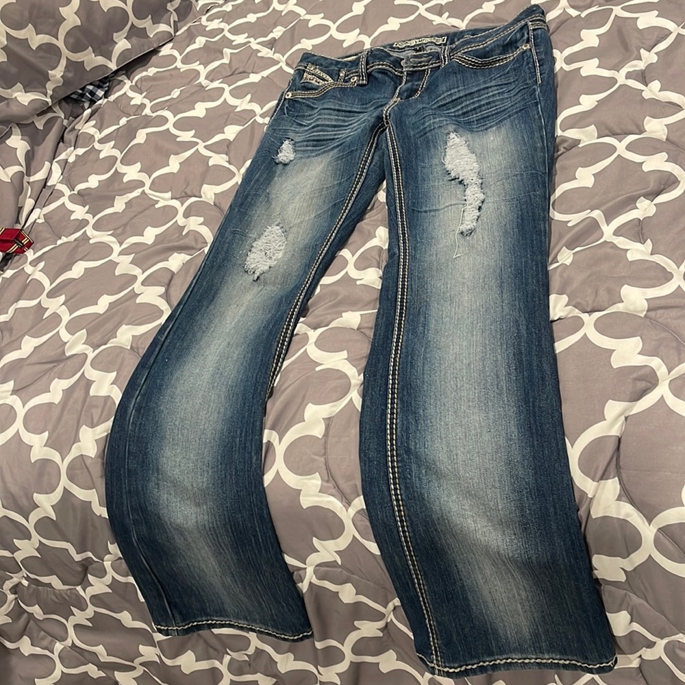 Ymi size 7 bootcut ripped washed Jean